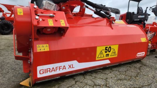 neuer Maschio GIRAFFA 185 SI Straßenrandmäher