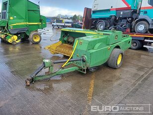 John Deere 468 Quaderballenpresse