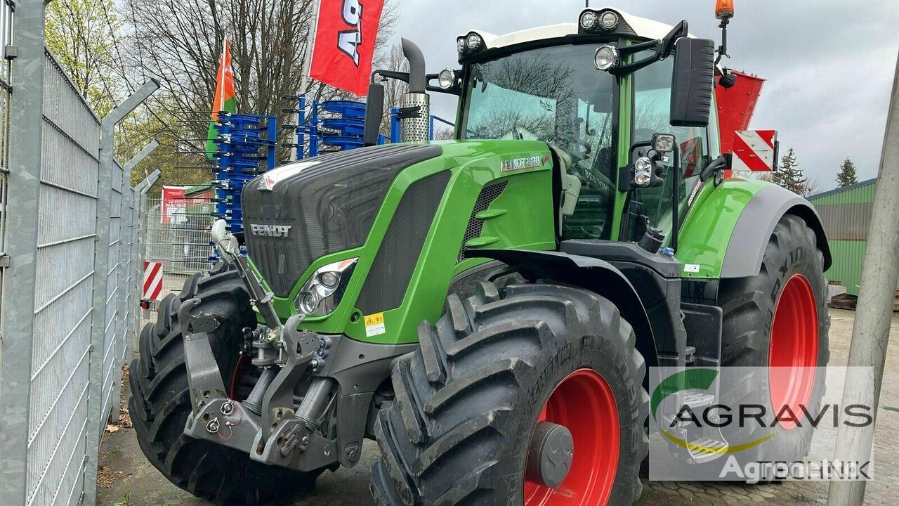 Fendt 828 Vario S4 Profi Plus Radtraktor